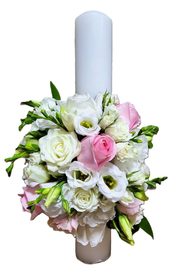 LUMANARE DE BOTEZ ELEGANTA CU TRANDAFIRI SI LISIANTHUS