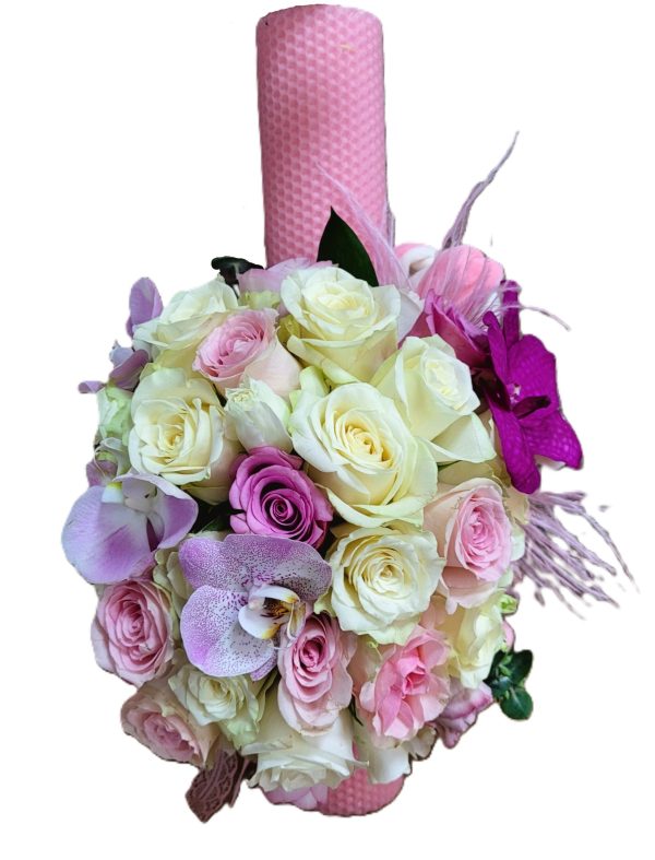 LUMANARE DE BOTEZ DIN CEARA NATURALA PURITATE ROZ CU TRANDAFIRI SI ORHIDEE