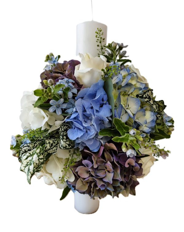 LUMANARE DE BOTEZ ARMONIE ALBASTRA CU HORTENSII SI TRANDAFIRI