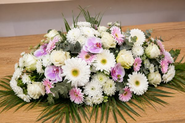 ARANJAMENT FUNERAR DELICAT PASTEL